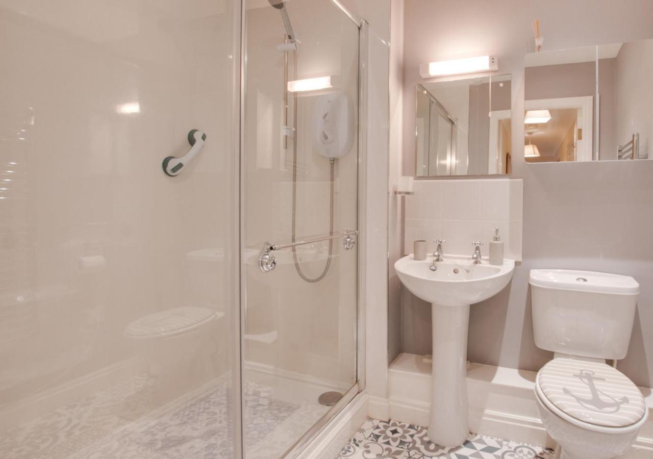 Апартаменты Cosy Hub Уитби Экстерьер фото